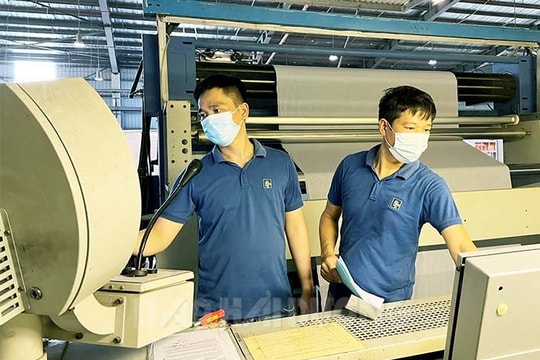 Businesses in industrial parks rebuild anti-epidemic "fences"